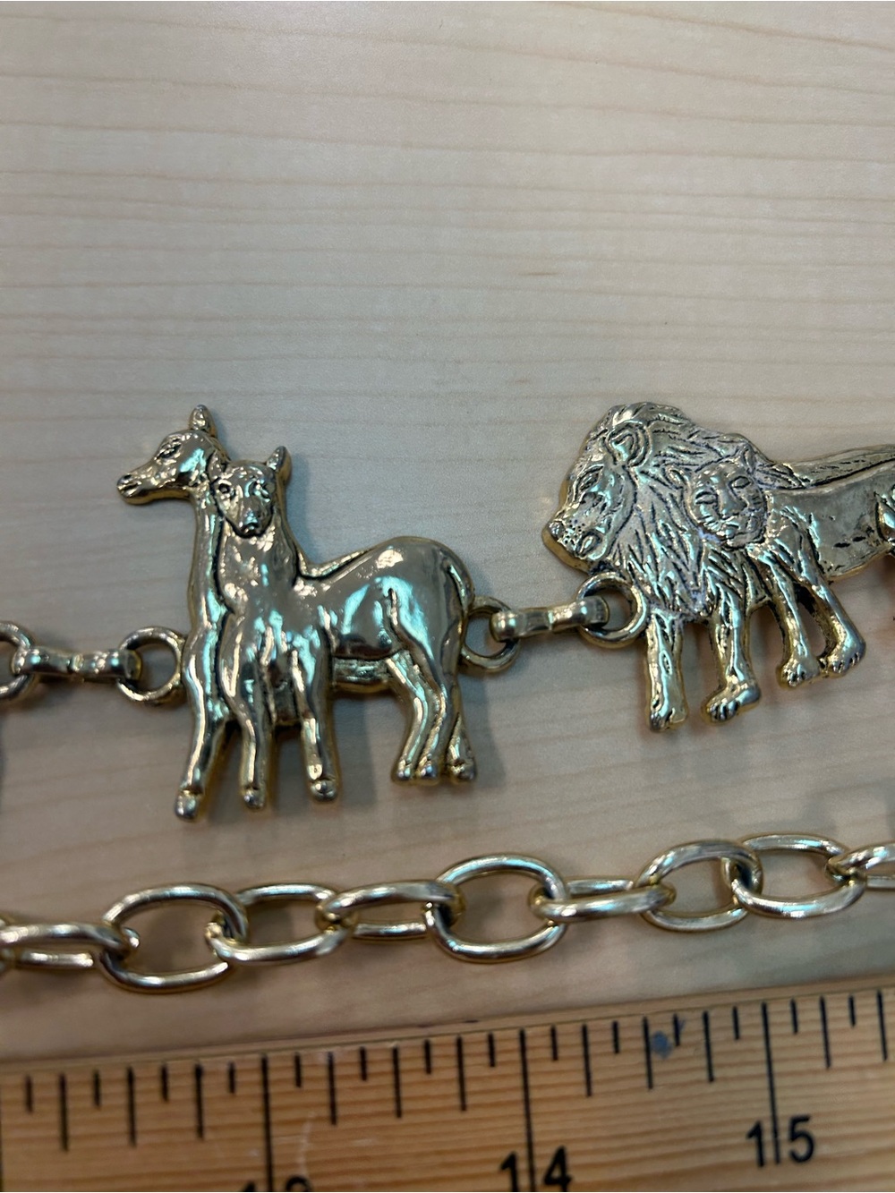 Gold toned Noah’s Ark Animal pairs Charm Link belt - Picture 7 of 8